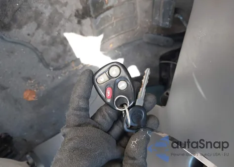 2001 Oldsmobile Alero Gl1 z USA, uszkodzony, nr VIN 1G3NL52T51C271153